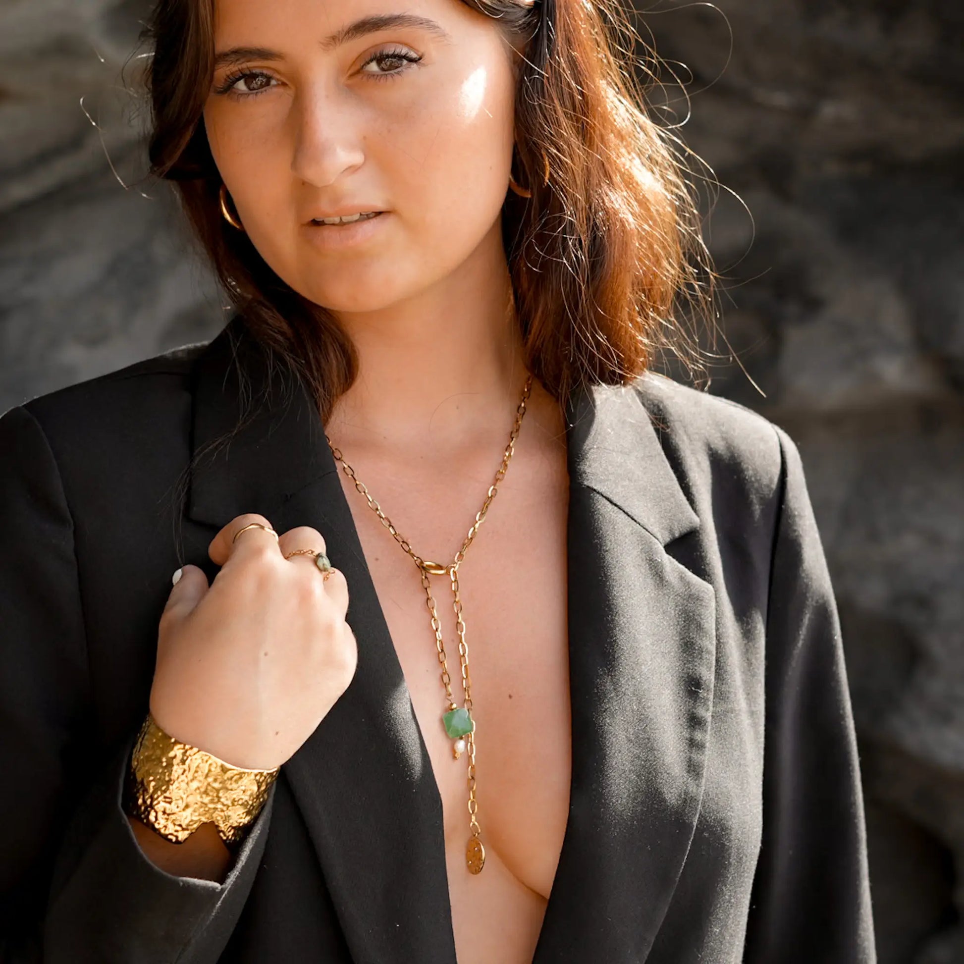 Collier Cléa fait main à La Réunion en France, en aventurine naturelle et acier inoxydable plaqué or