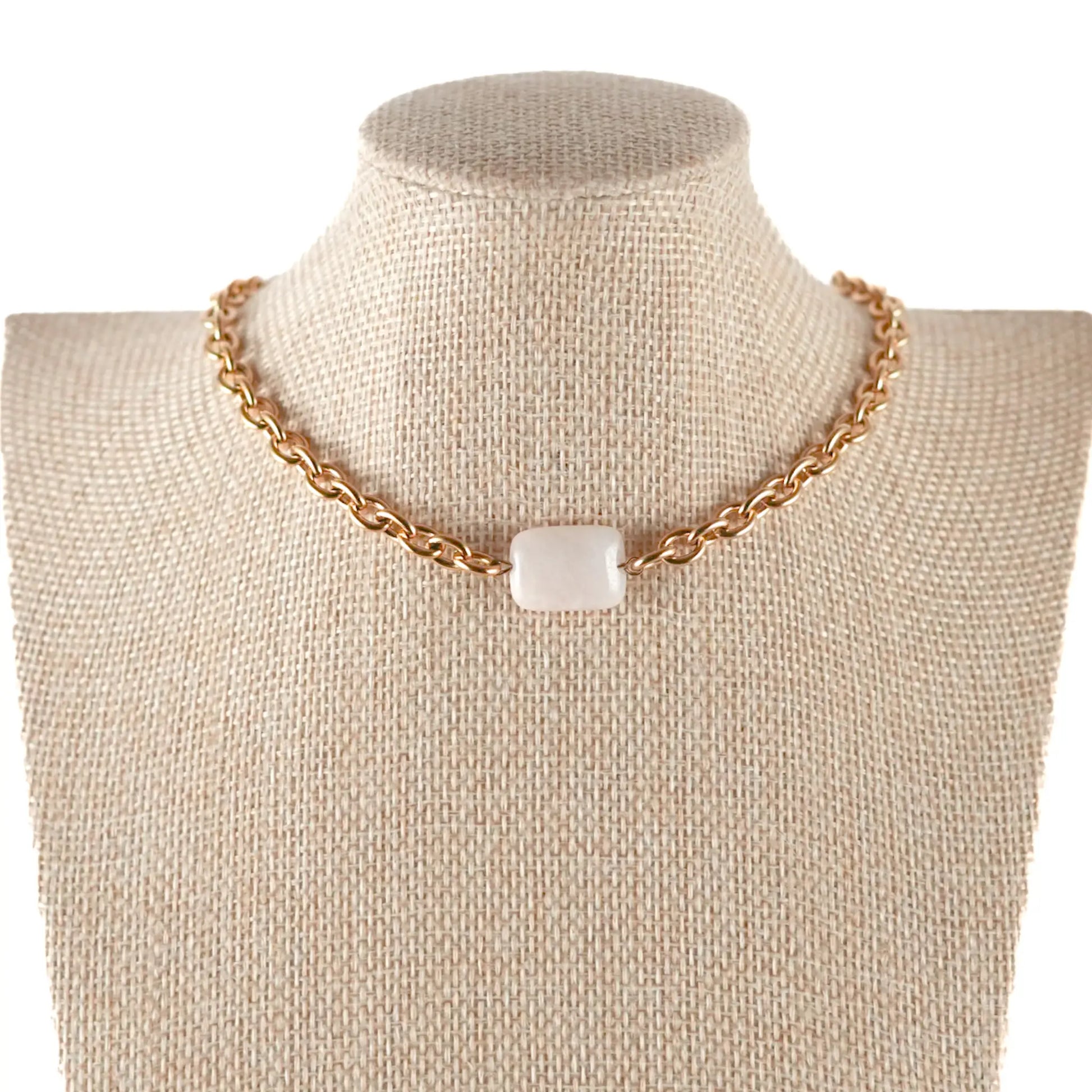 collier ras de cou Natalia en acier inoxydable et aventurine rose bijou fait main à La Réunion en France