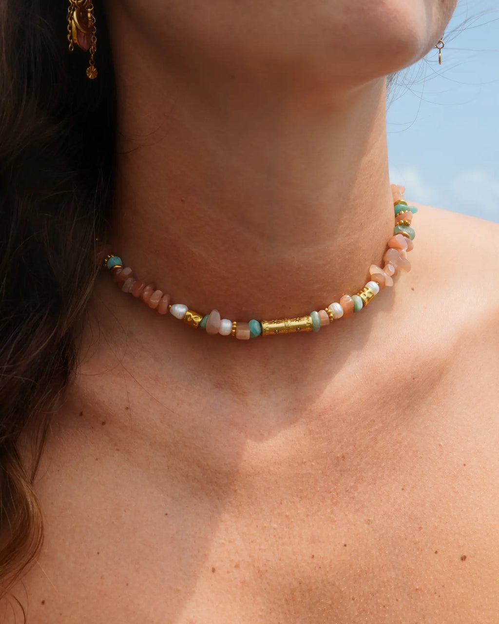 Collier Billie pierres de soleil, amazonite et perles d'eau douce, bijou fait main à La Réunion par Maye-Mayé