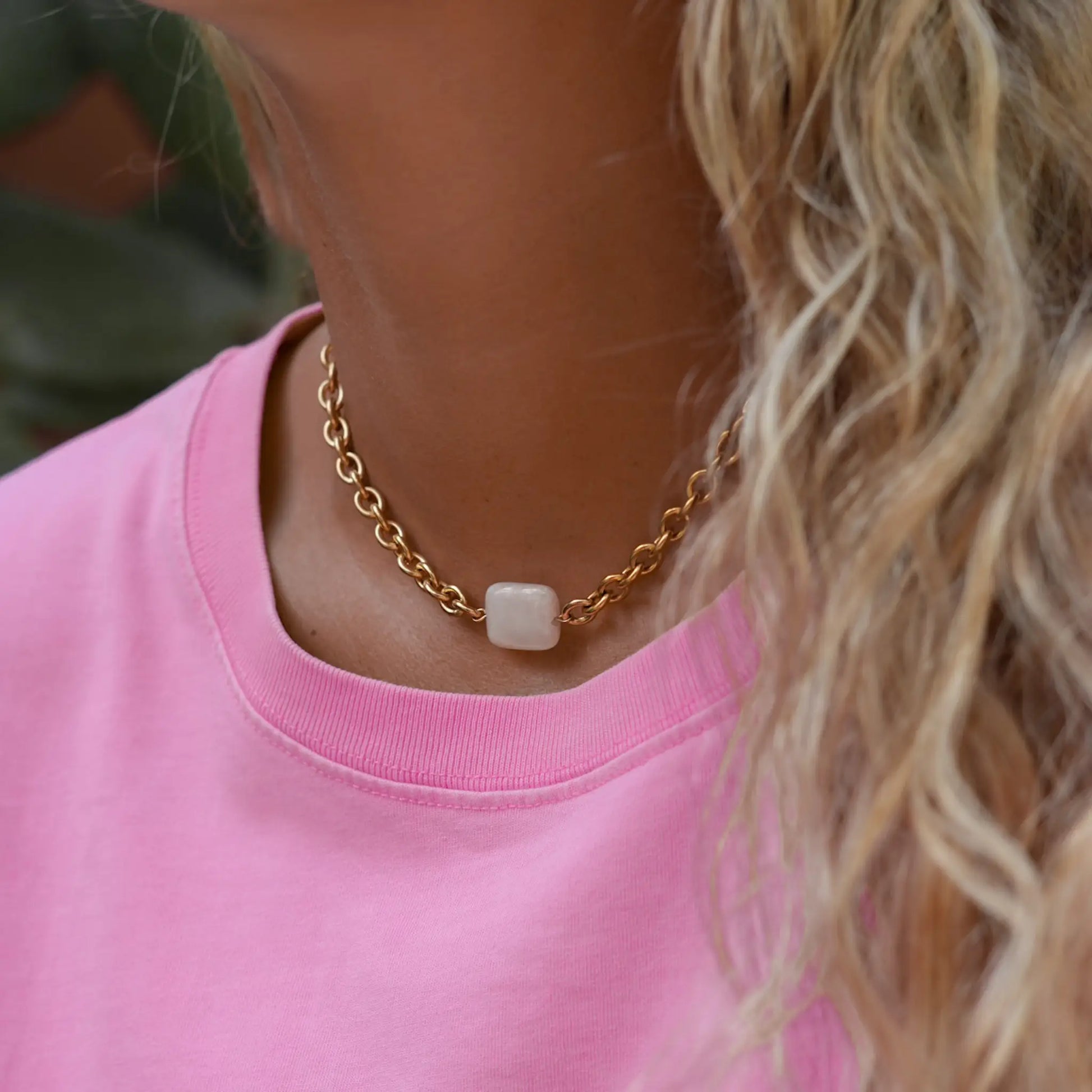 collier ras de cou Natalia en acier inoxydable et aventurine rose bijou fait main à La Réunion en France