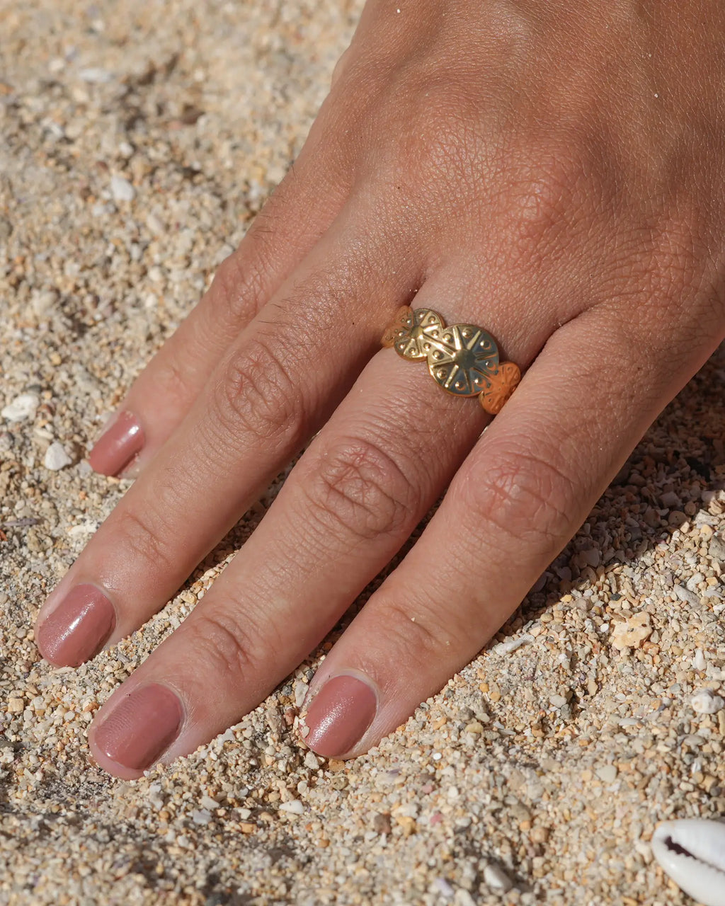 bague Isaléa bohème en acier inoxydable doré de Maye-Mayé marque Réunionnaise