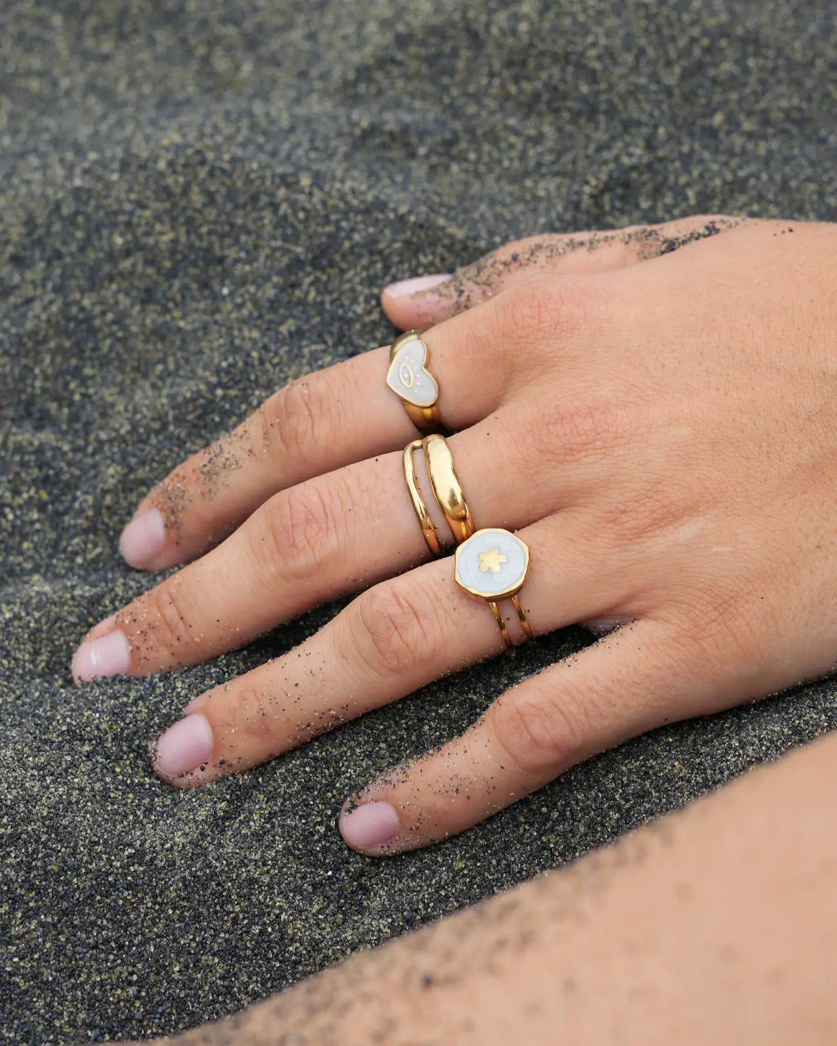 bague Isla fleur blanche acier inoxydable Maye-Mayé bijou réunion