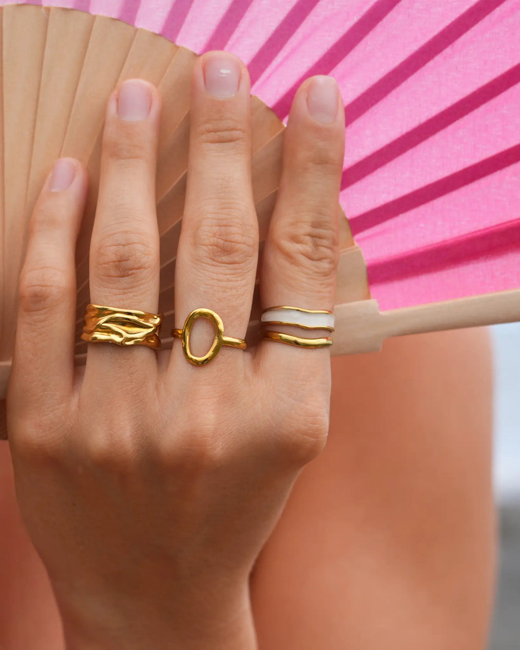 bague Sienna double dorée et blanche Maye-Mayé marque de bijoux réunionnaise