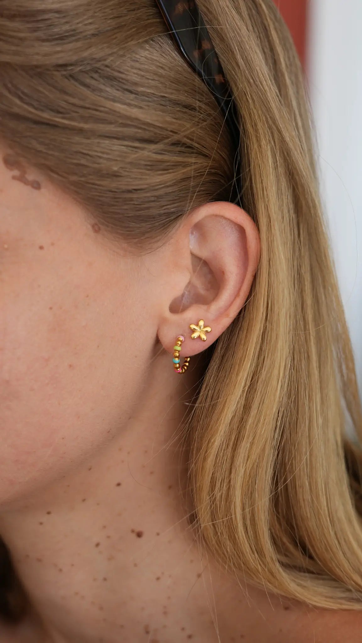 boucles d'oreille Clarisse fleurs piercing en acier inoxydable Maye-Mayé bijoux réunion