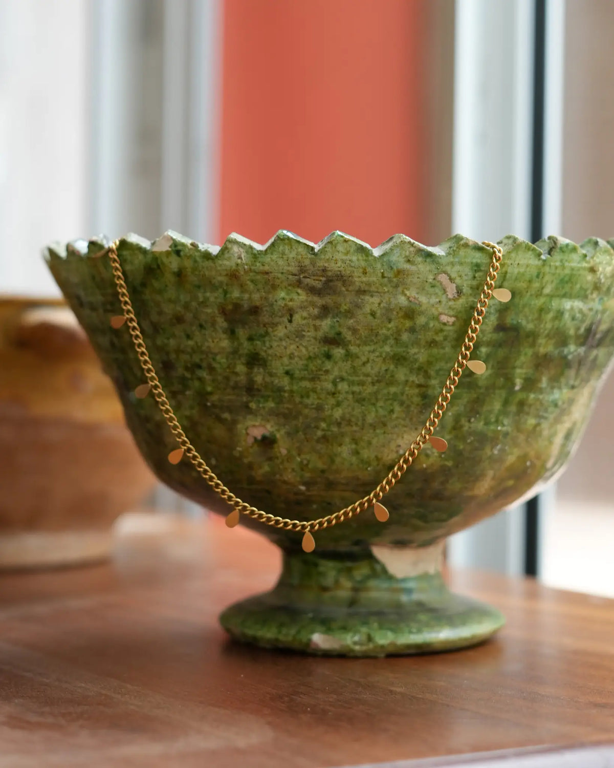 Collier Cassie ras de cou en acier inoxydable bijou fait main à la Réunion par Maye-Mayé