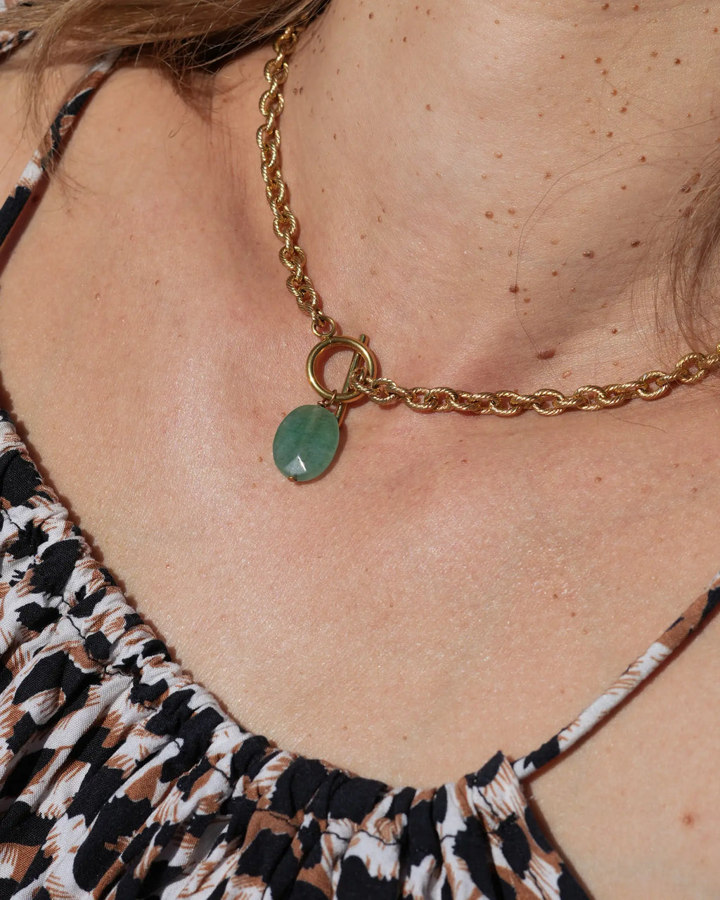 Collier Sophia en aventurine et acier inoxydable, bijou fait main à La Réunion par Maye-Mayé